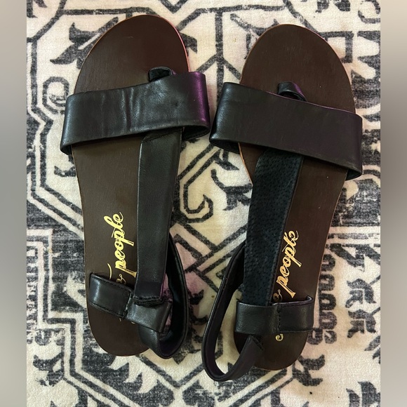 Free People Size 38 Under Wraps Black Leather Sandals - Picture 2 of 4